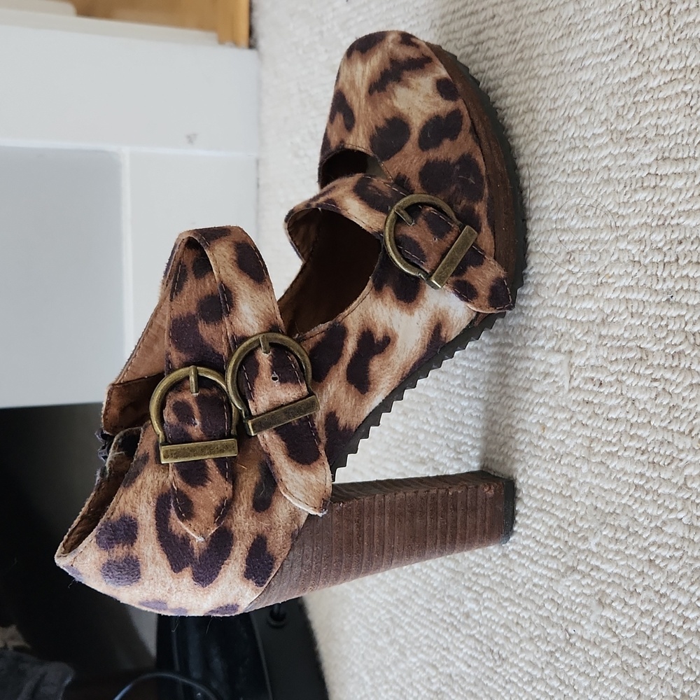Leopard print mary Janes